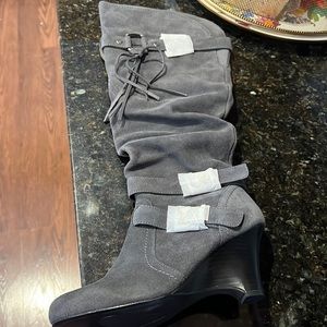 Naughty monkey suede boots